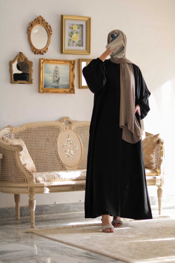 Black Classic Everyday Abaya - Image 4