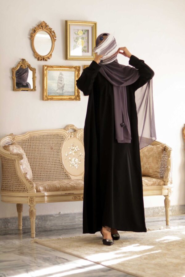 Black Sleek Everyday Abaya - Image 5