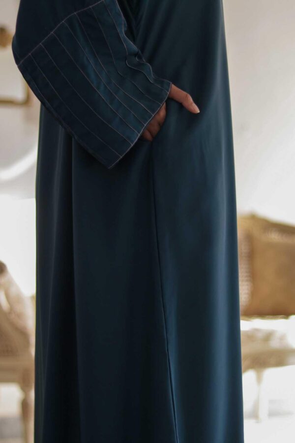 Teal with Pink Pleated Sleeve Abaya - Pins & Pearls