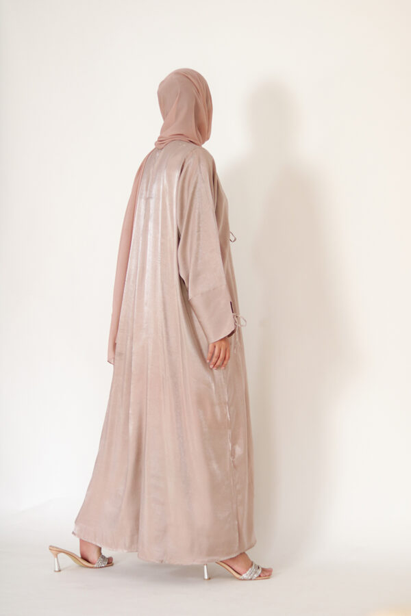 Pearlescent Pink Luxury Shimmer Silk Abaya - Image 4