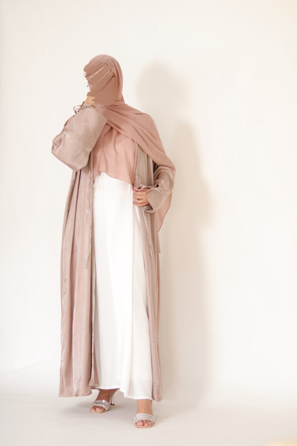 Pearlescent Pink Luxury Shimmer Silk Abaya - Image 7