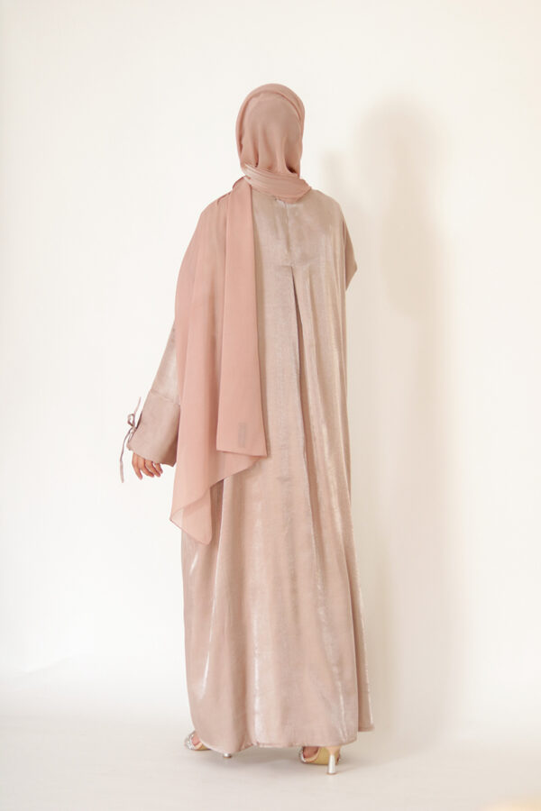 Pearlescent Pink Luxury Shimmer Silk Abaya - Image 10