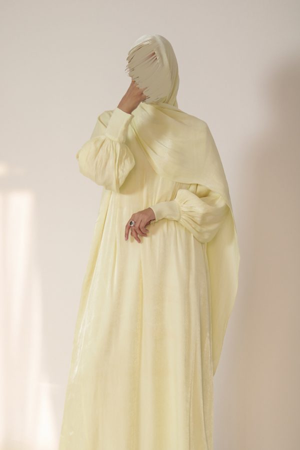 Butter Yellow Crinkle Shimmer Abaya - Image 10