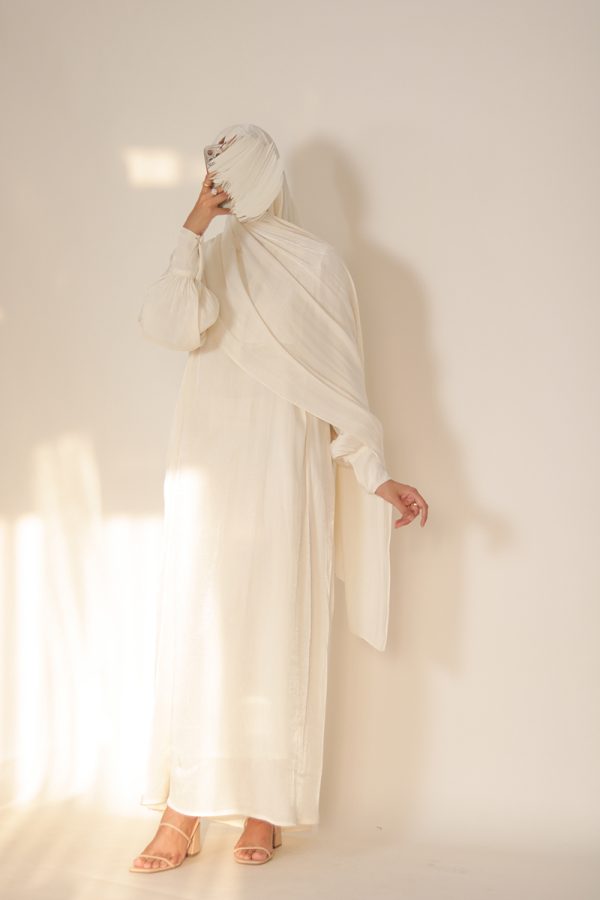 Sea Shell Crinkle Shimmer Abaya - Image 7