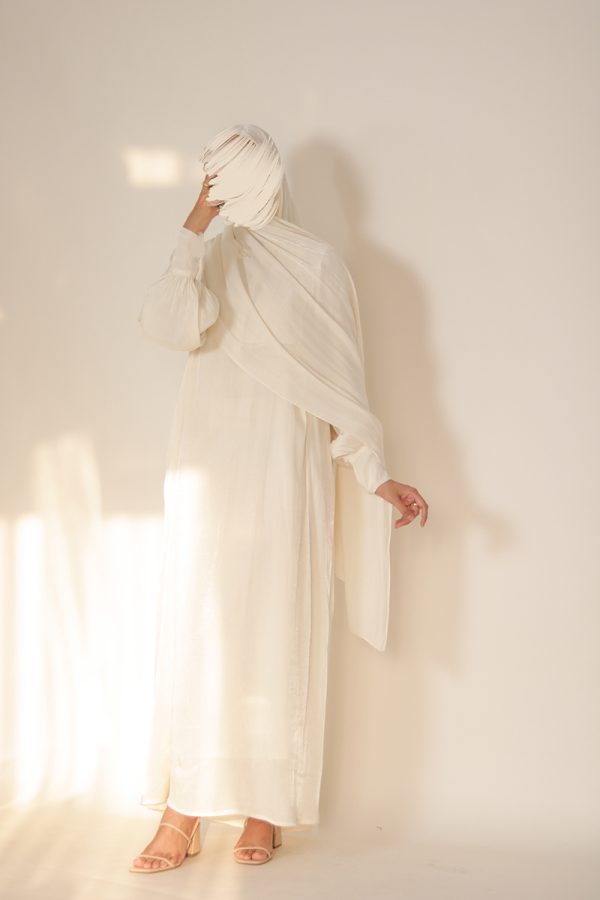 Sea Shell Crinkle Shimmer Abaya - Image 10