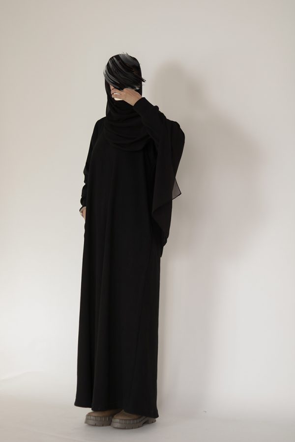 Black Knit Abaya - Image 4