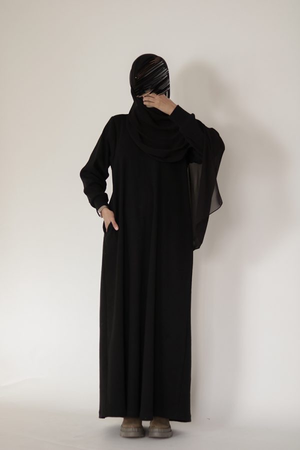 Black Knit Abaya - Image 3