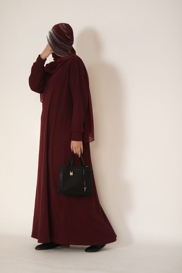 Burgundy Knit Abaya - Image 4