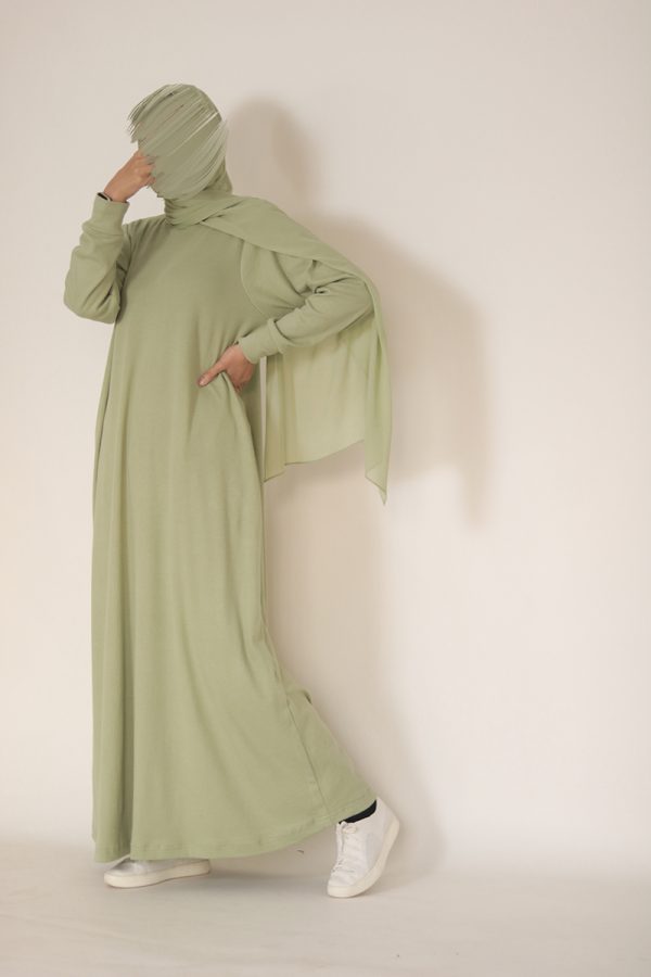 Pistachio Cream Knit Abaya - Image 8