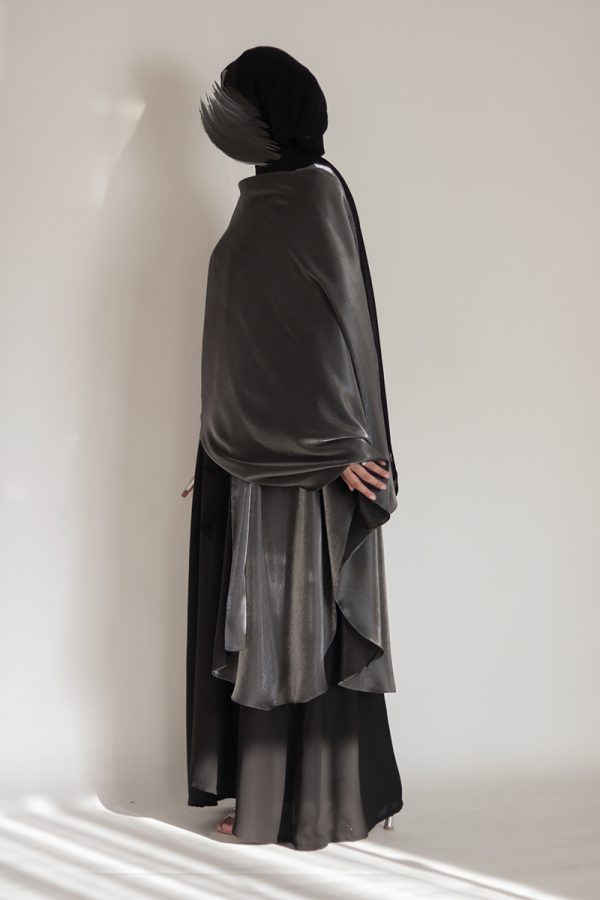 Layli Metallic Cape Shawl (Free Size) - Image 6