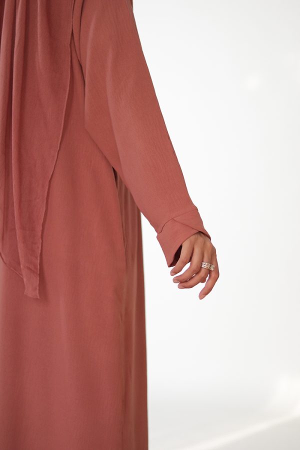 Chai Pink Tulip Everyday Abaya - Image 9