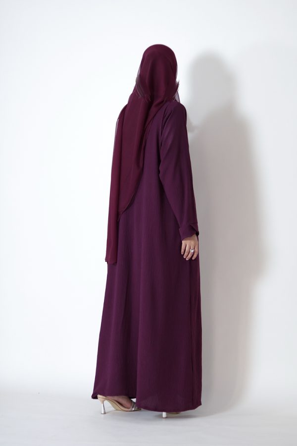 Magenta Petal Everyday Abaya (Elastic Sleeves) - Image 3