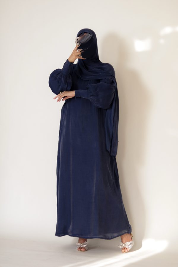 Midnight Blue Dream Muse Abaya - Image 3