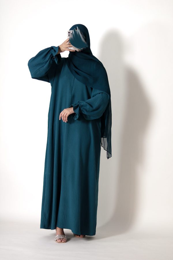 Peacock Petal Everyday Abaya (Elastic Sleeves) - Image 5