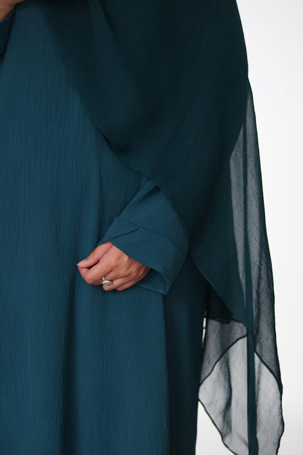 Peacock Tulip Everyday Abaya - Image 10