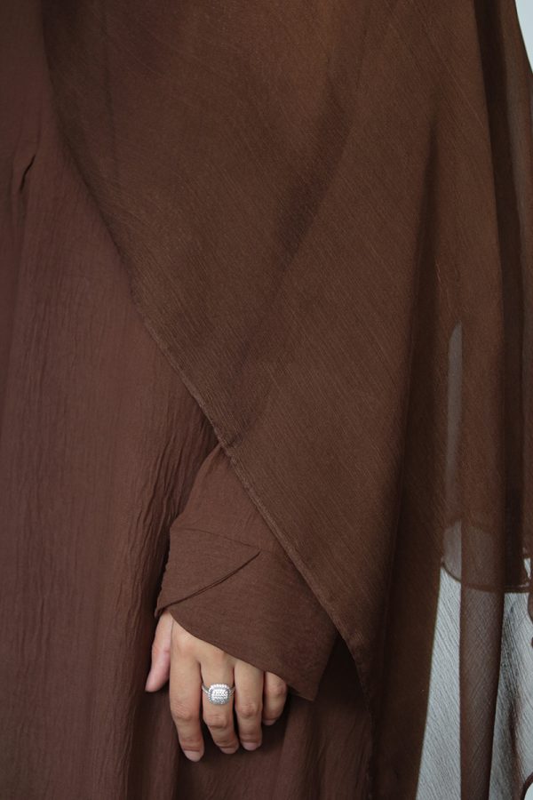 Walnut Brown Tulip Everyday Abaya - Image 3