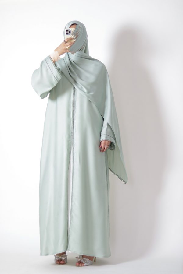 Aquamarine Silk Abaya - Image 9