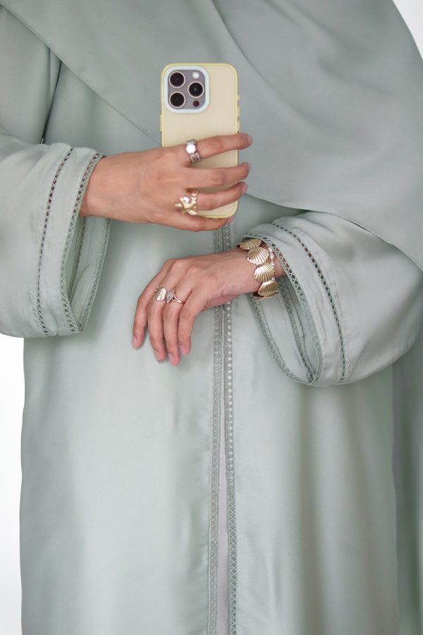 Aquamarine Silk Abaya - Image 8