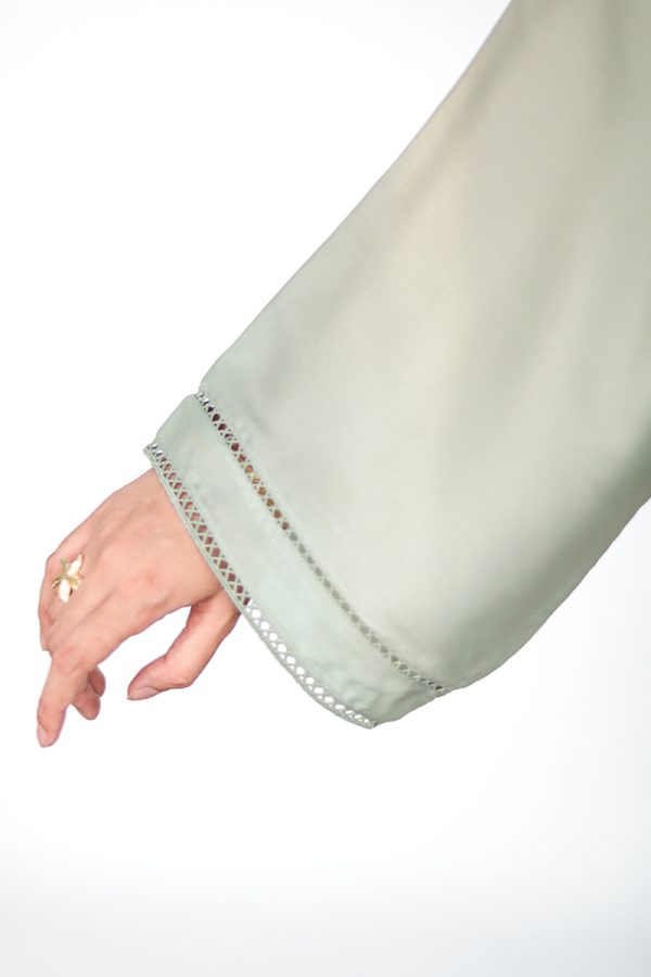 Aquamarine Silk Abaya - Image 4