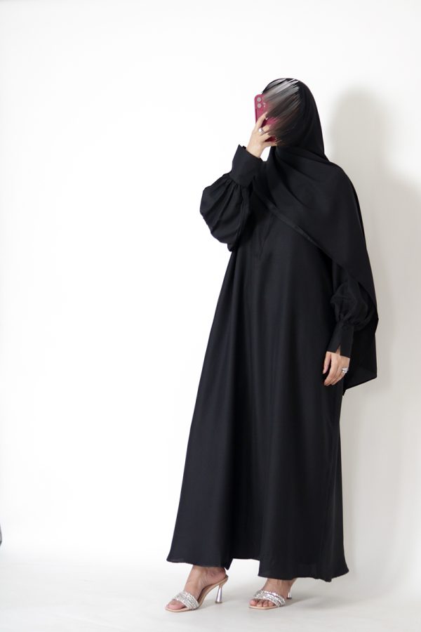 Moonlit Black Textured Silk Muse Abaya - Image 7