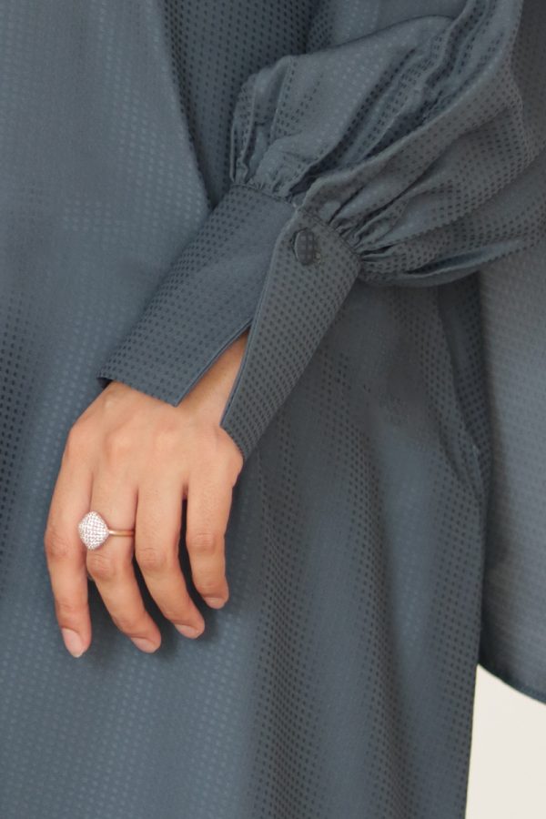 Palm Green Textured Silk Muse Abaya - Image 6