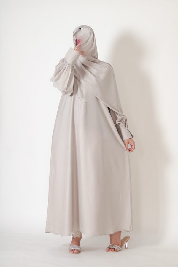 Sand Textured Silk Muse Abaya - Image 2