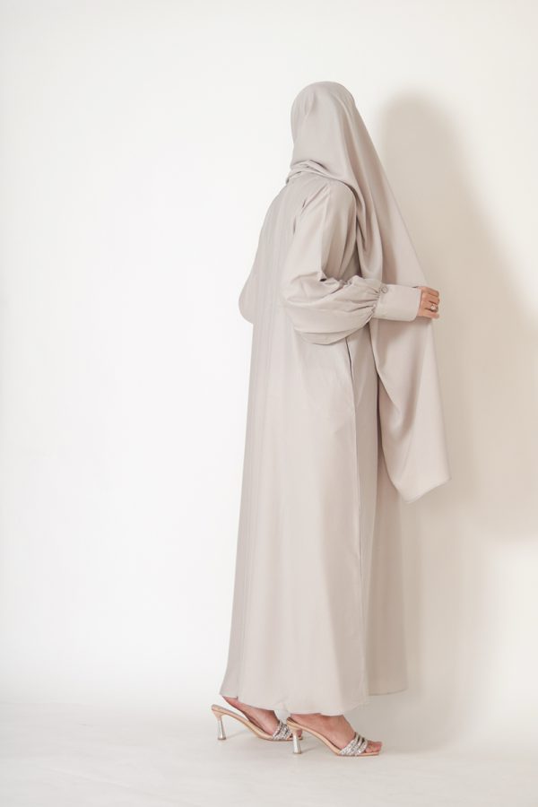 Sand Textured Silk Muse Abaya - Image 8