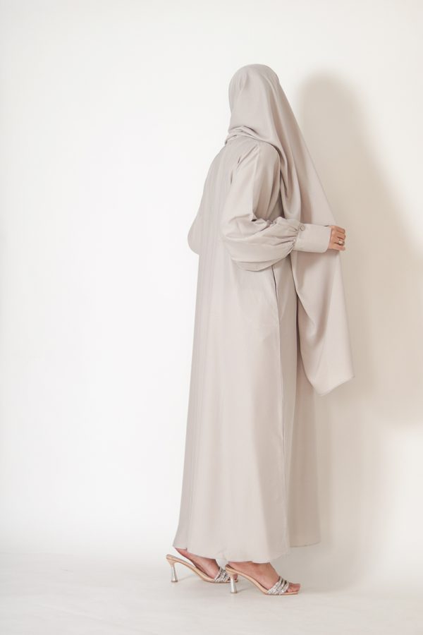 Sand Textured Silk Muse Abaya - Image 5