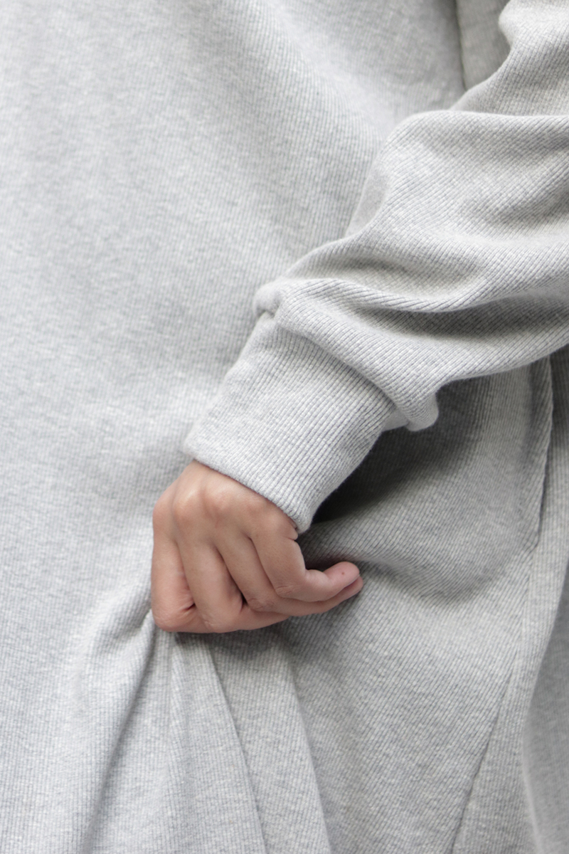 Light Grey Knit Abaya 3 Light Grey Knit Abaya - Image 3