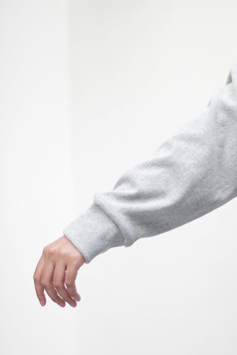 Light Grey Knit Abaya 4 Light Grey Knit Abaya - Image 4