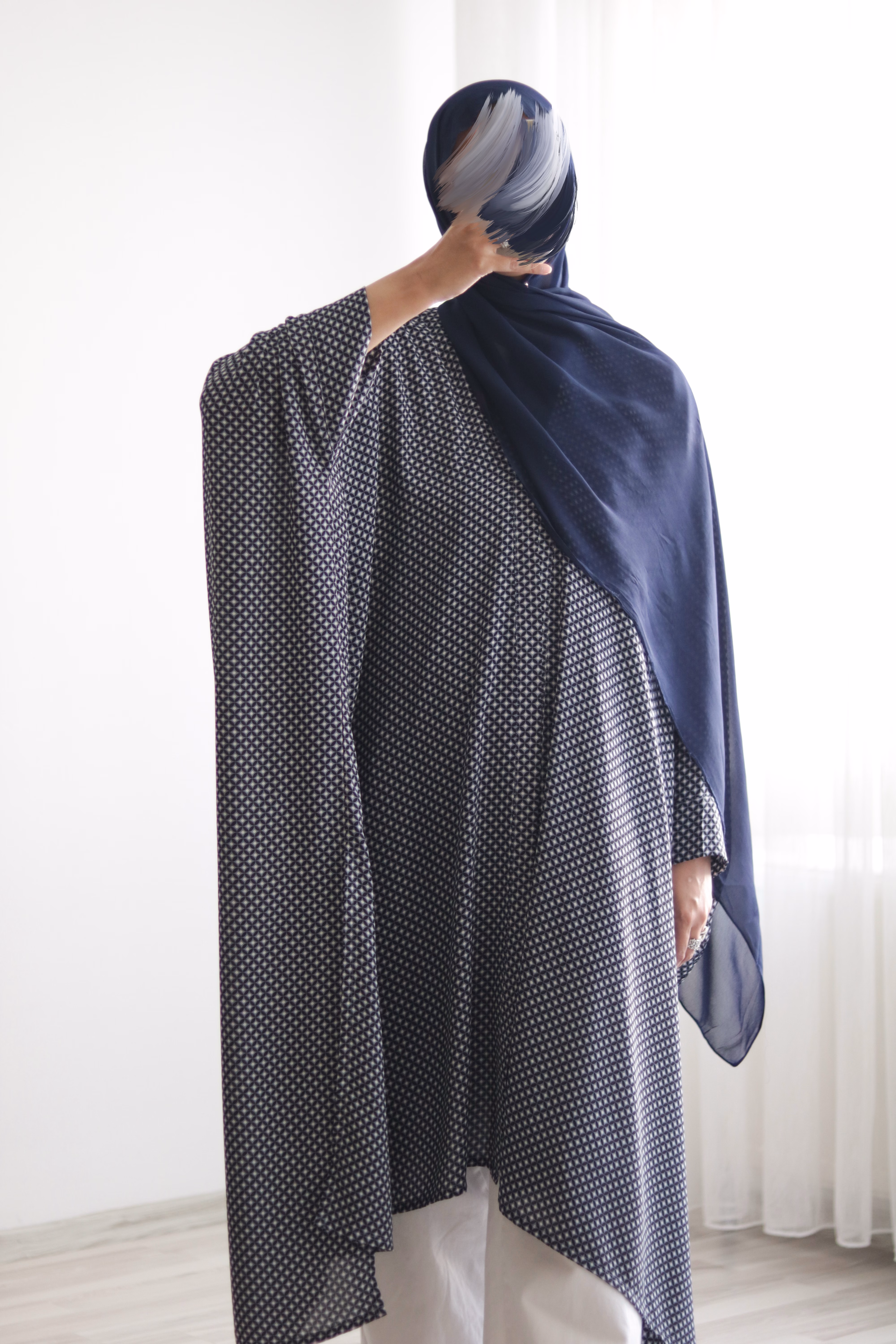 Navy Printed Shrug - Image 4