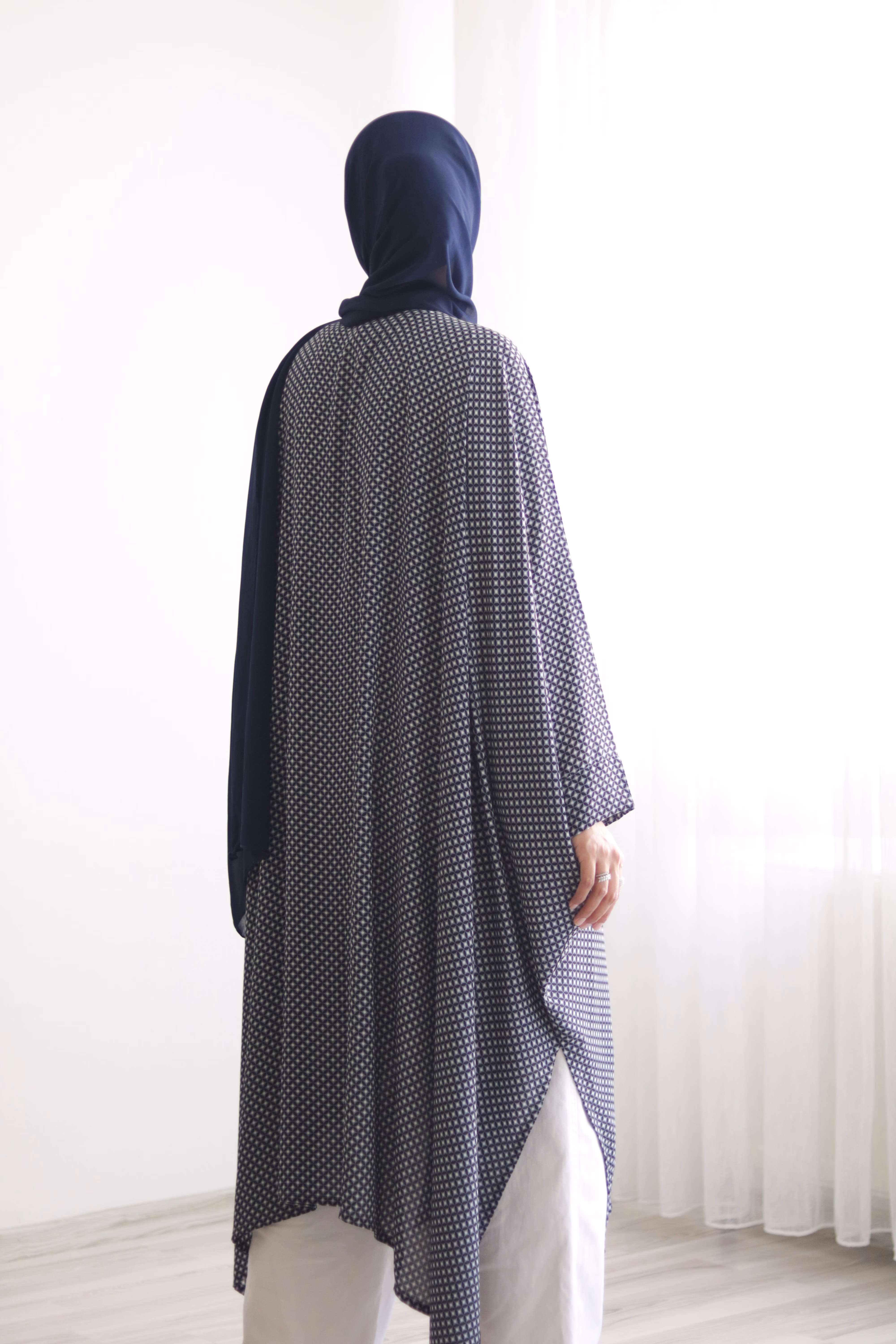 Navy Printed Shrug - Image 3