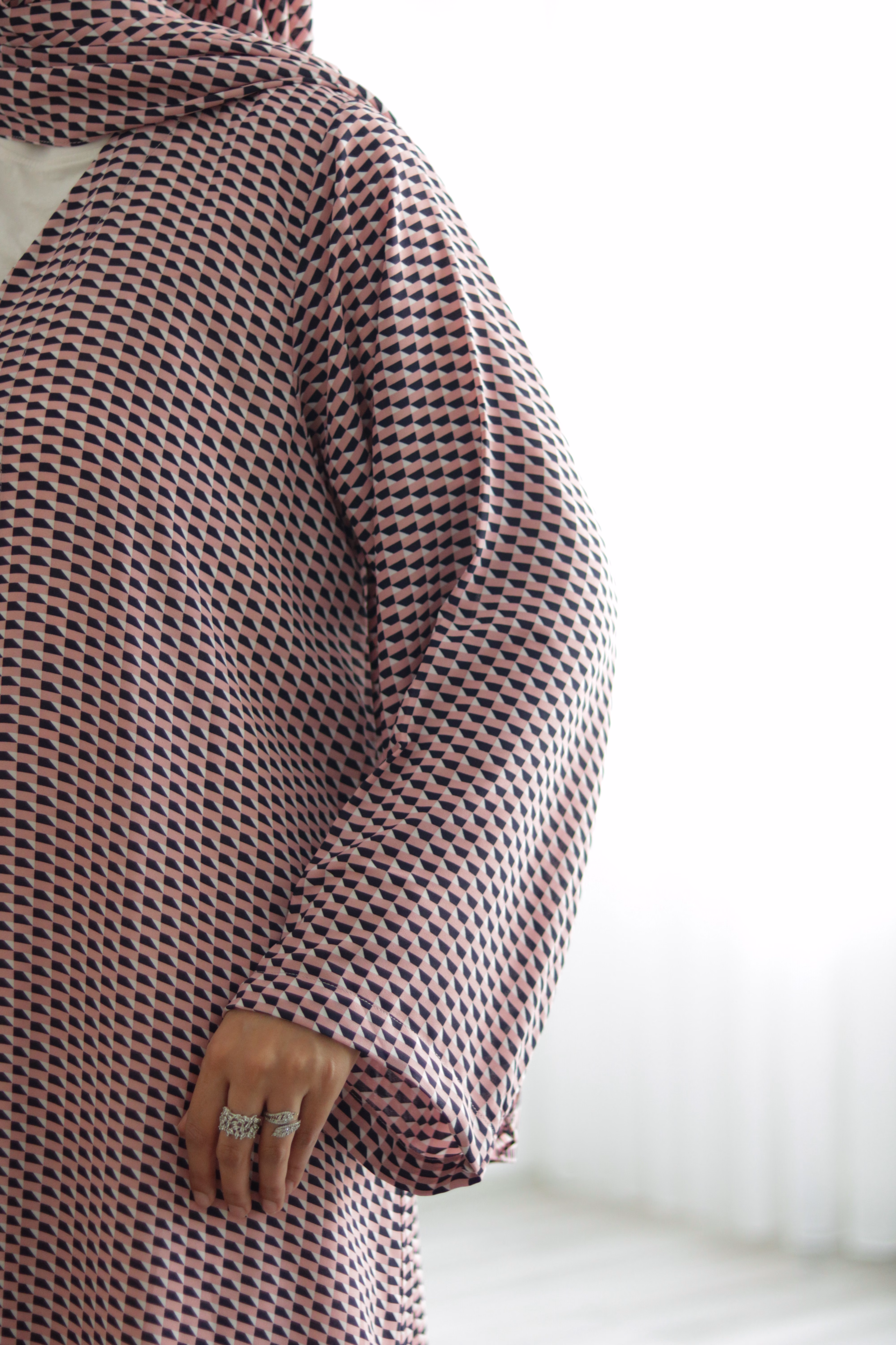 Pink Geometric Kimono Abaya - Image 5