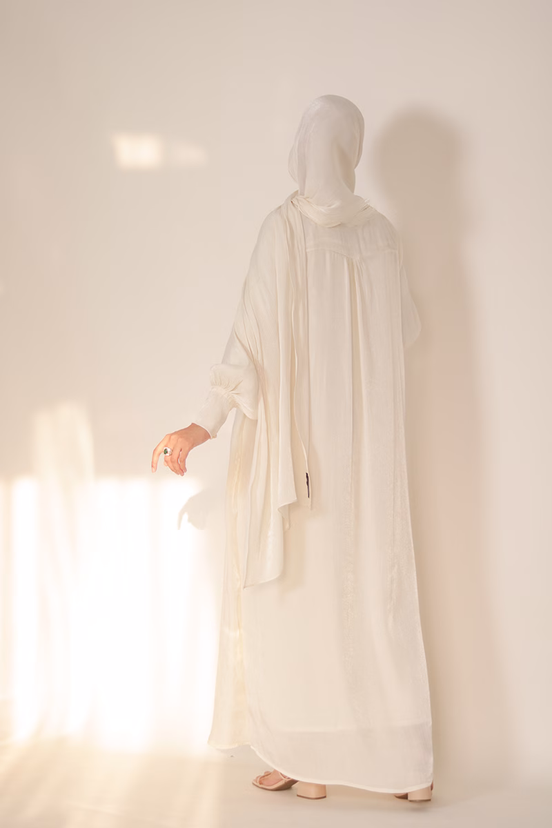 Sea Shell Dream Muse Abaya - Image 9