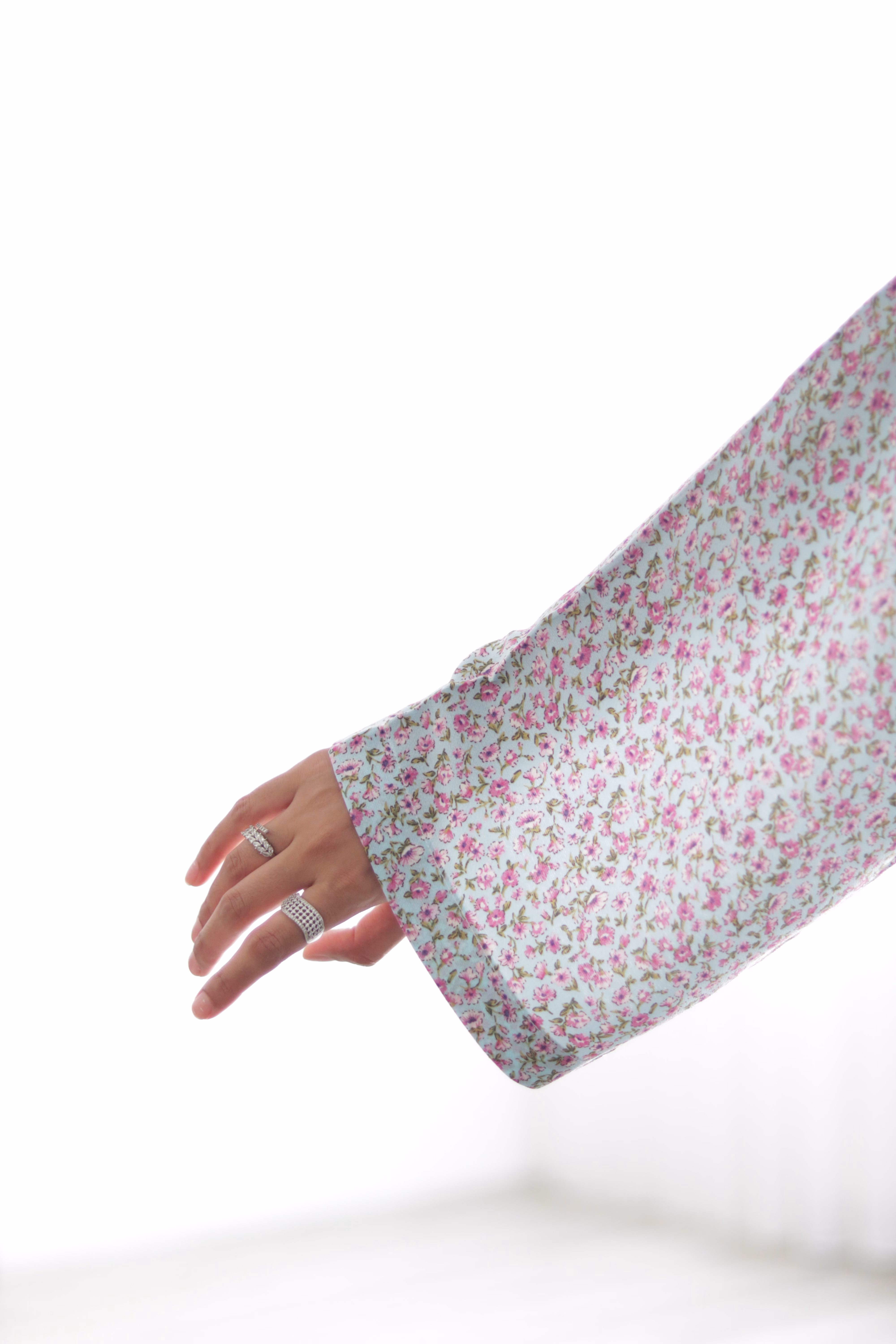 Turquoise Floral Kimono Abaya - Image 6
