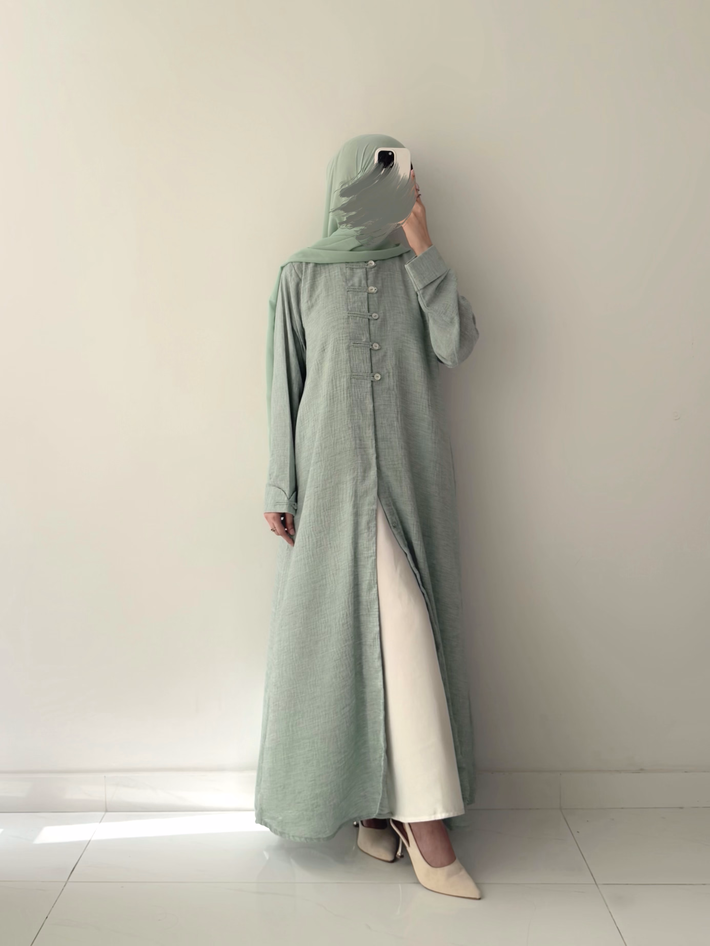 Eucalyptus Button-Line Abaya - Image 3